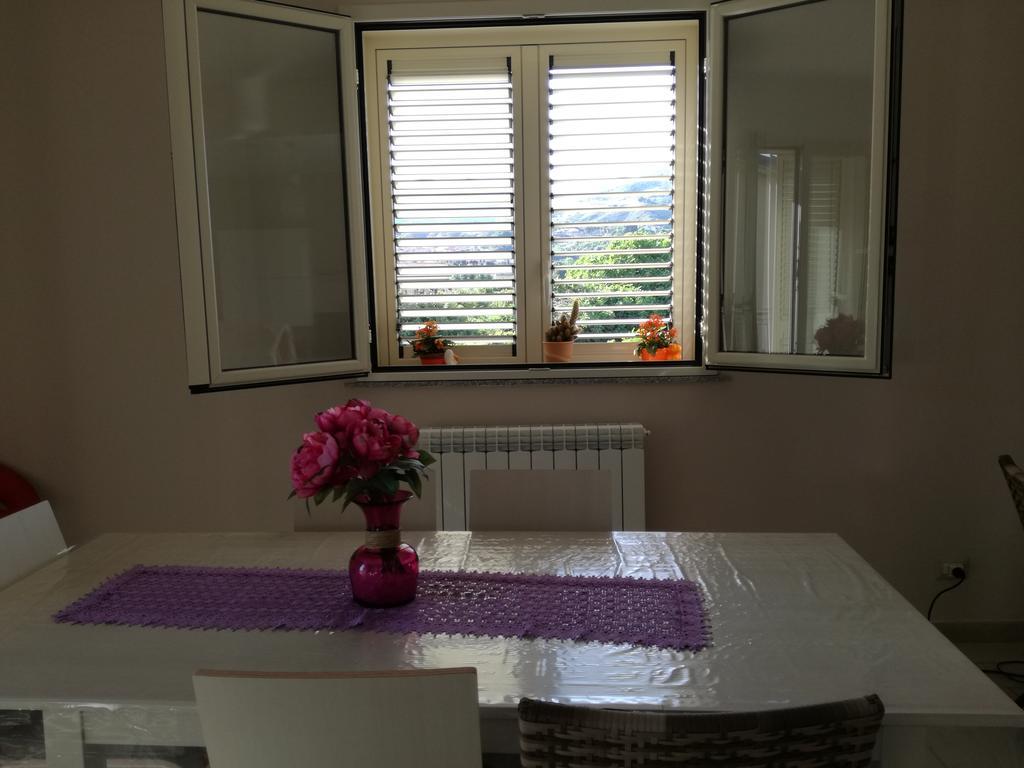 Appartement Casa Jolie à Fiumefreddo di Sicilia Extérieur photo