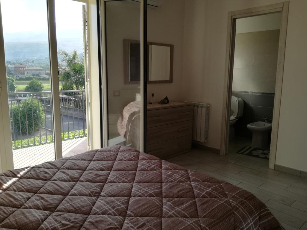 Appartement Casa Jolie à Fiumefreddo di Sicilia Extérieur photo